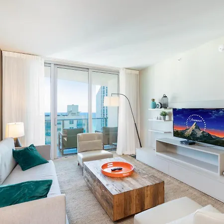 Hyde Resort By Cielo Stays